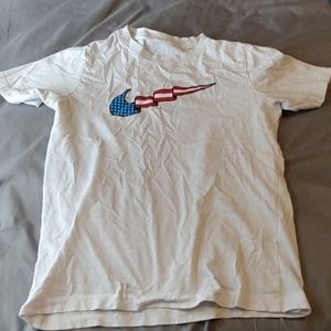 Nike T Shirt